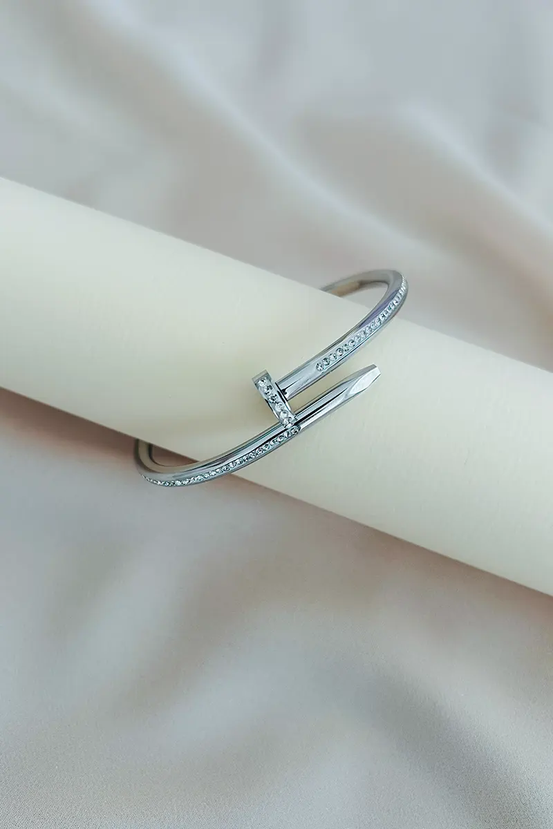 Hollow Clip-Lock Bangle
