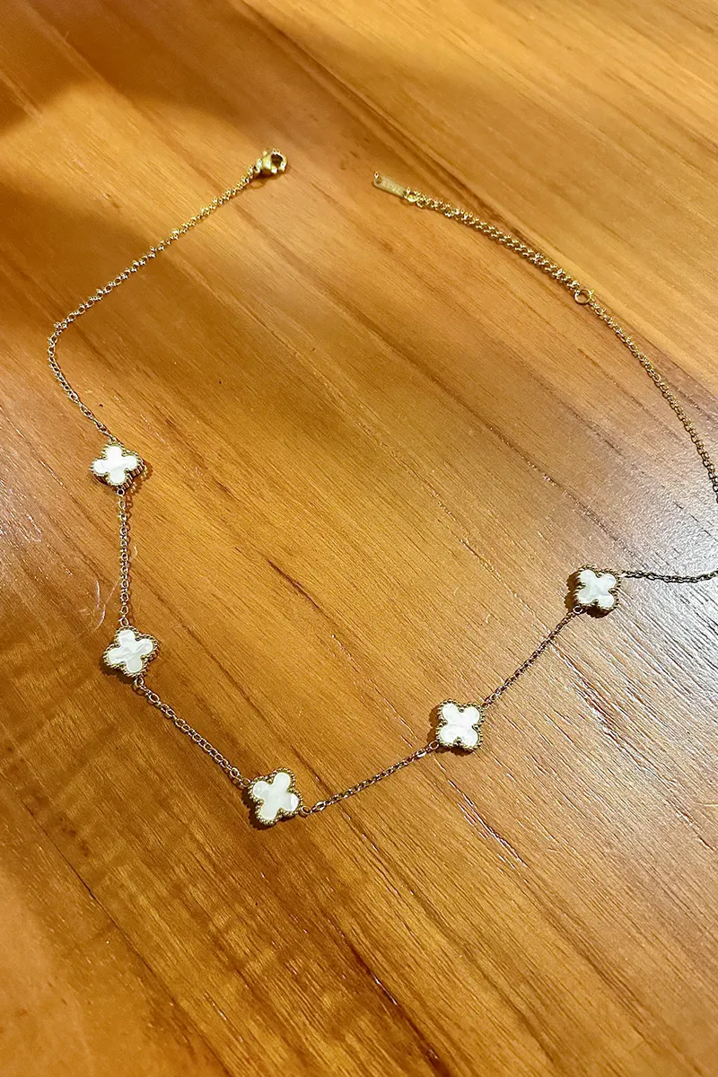 White Clover Urban Necklace